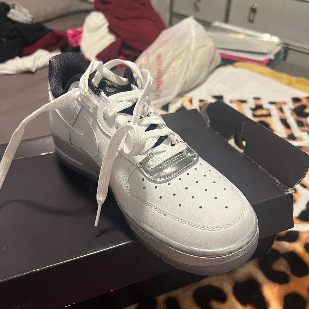Nike Kids White and Silver Sneakers